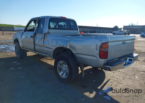 2000 Toyota Tacoma Base V6 из США, поврежденный, VIN 4TAWN72N0YZ637745